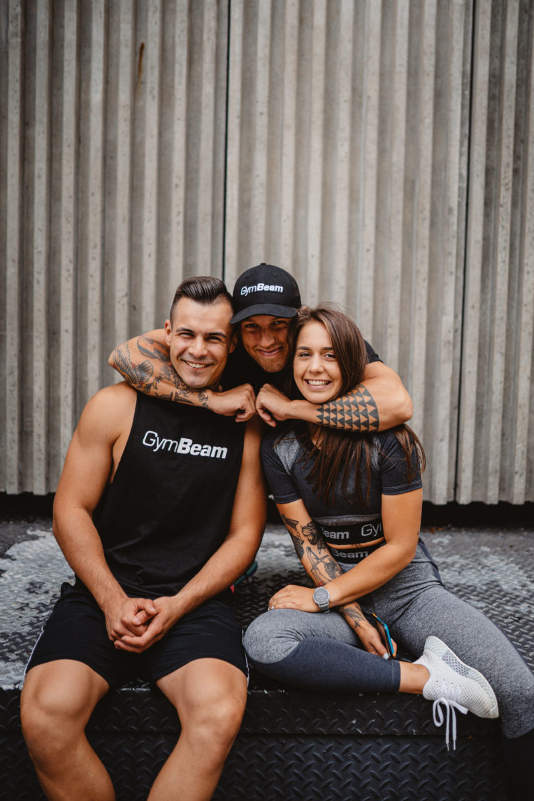 Das Glück besteht darin, Zeit mit der Familie und Freunden zu verbringen