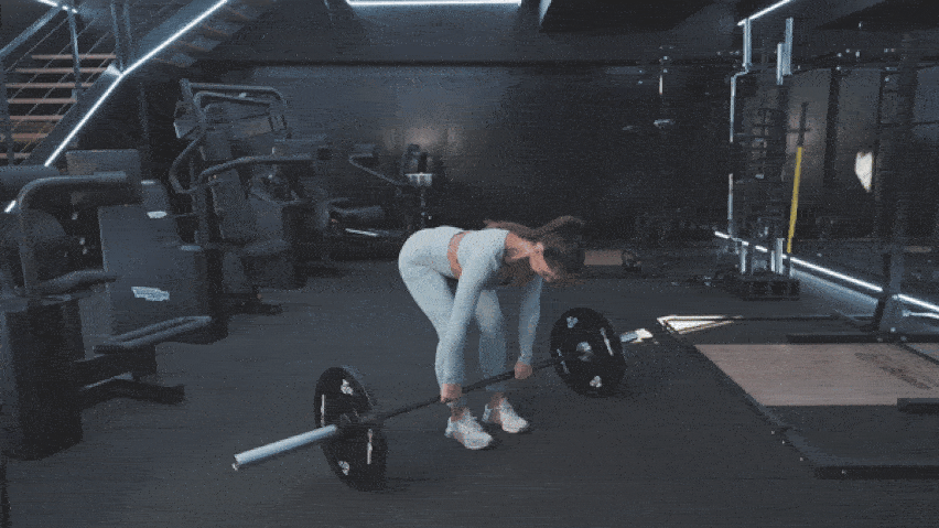 Jak cvičit rumunský mrtvý tah?