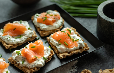Fitness-Rezept: Canapés mit Räucherlachs und Quarkaufstrich