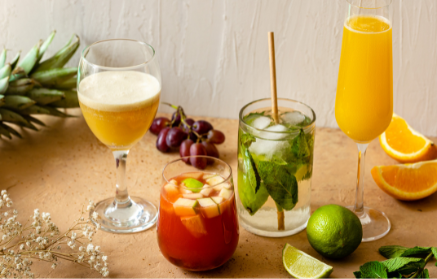 4 Rezepte für erfrischende alkoholfreie Getränke: Mimosa, Mojito, Piña Colada und Sangria