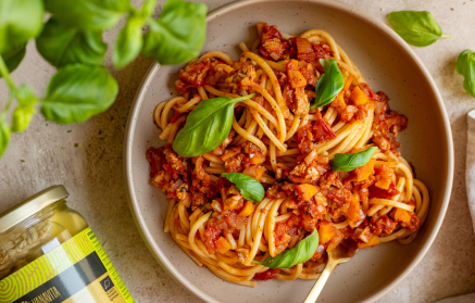 Fitness-Rezept: Spaghetti mit Tempeh und Tomatensoße
