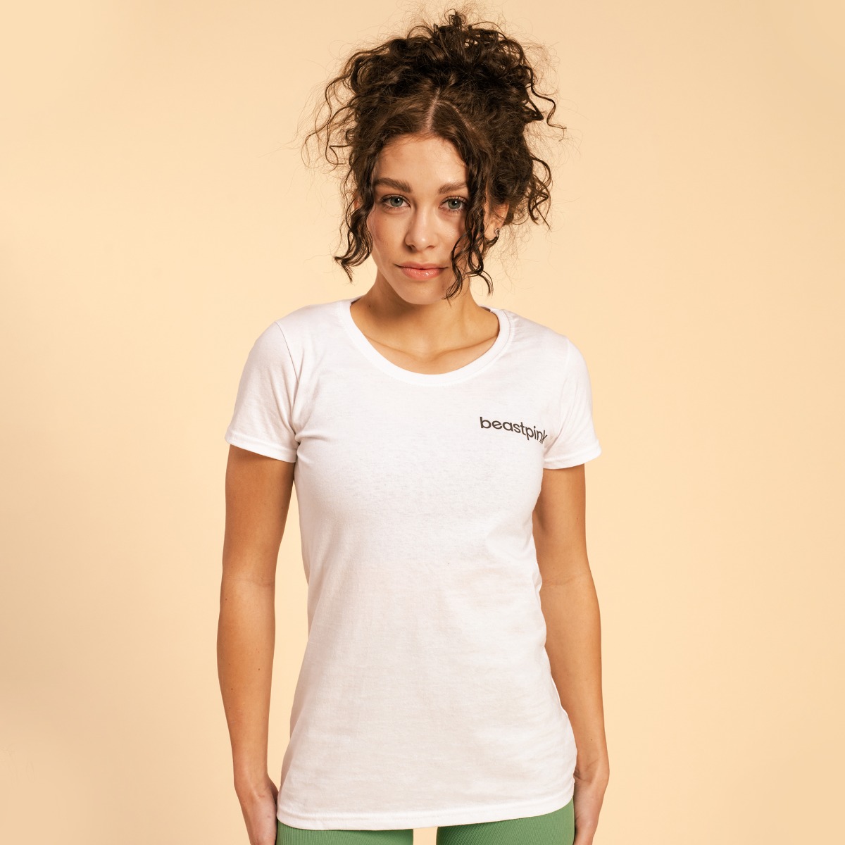 BeastPink T-Shirt für Frauen in White - BeastPink
