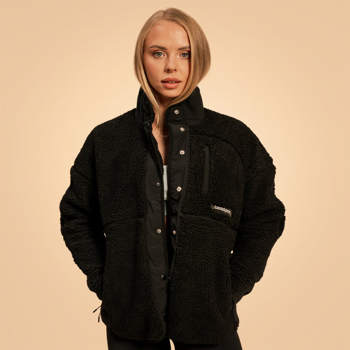 Bliss Jacke für Frauen in Black - BeastPink