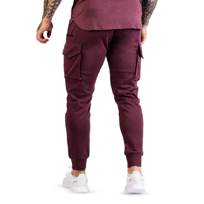 TRN Jogginghose in Eggplant - GymBeam M