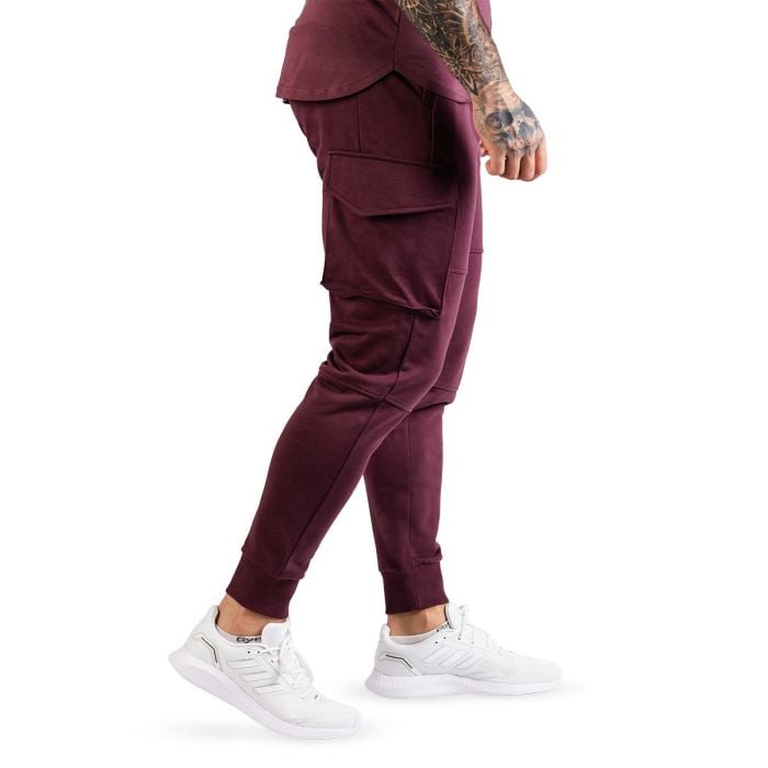 TRN Jogginghose in Eggplant - GymBeam M