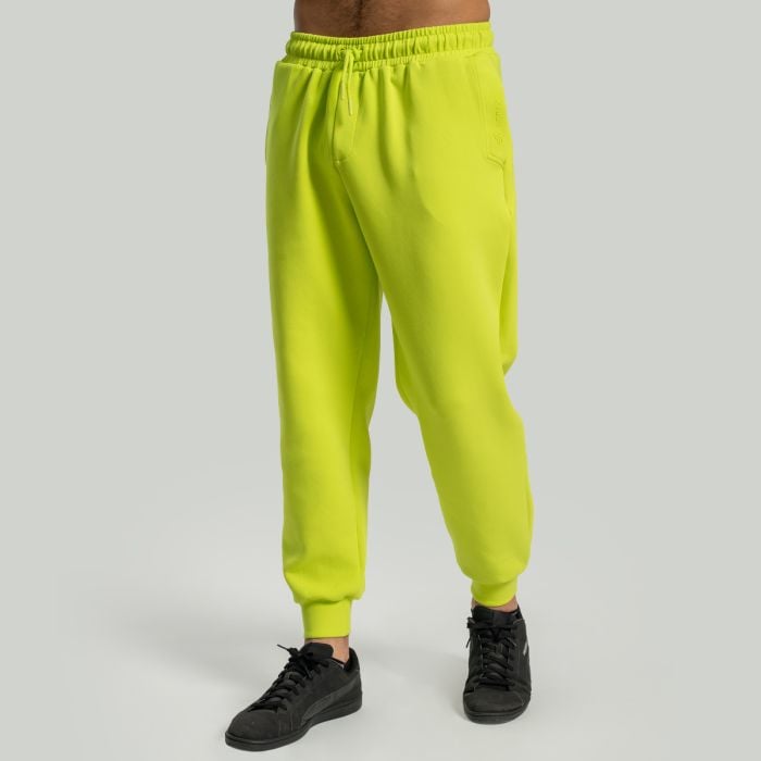 Relaxed Joggers in Chartreuse - STRIX L