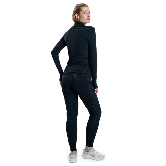 ULTRA Sporttop für Frauen in Black - STRIX S