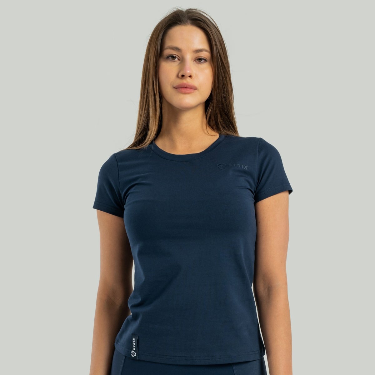 Essential T-Shirt für Frauen in Midnight Blue - STRIX