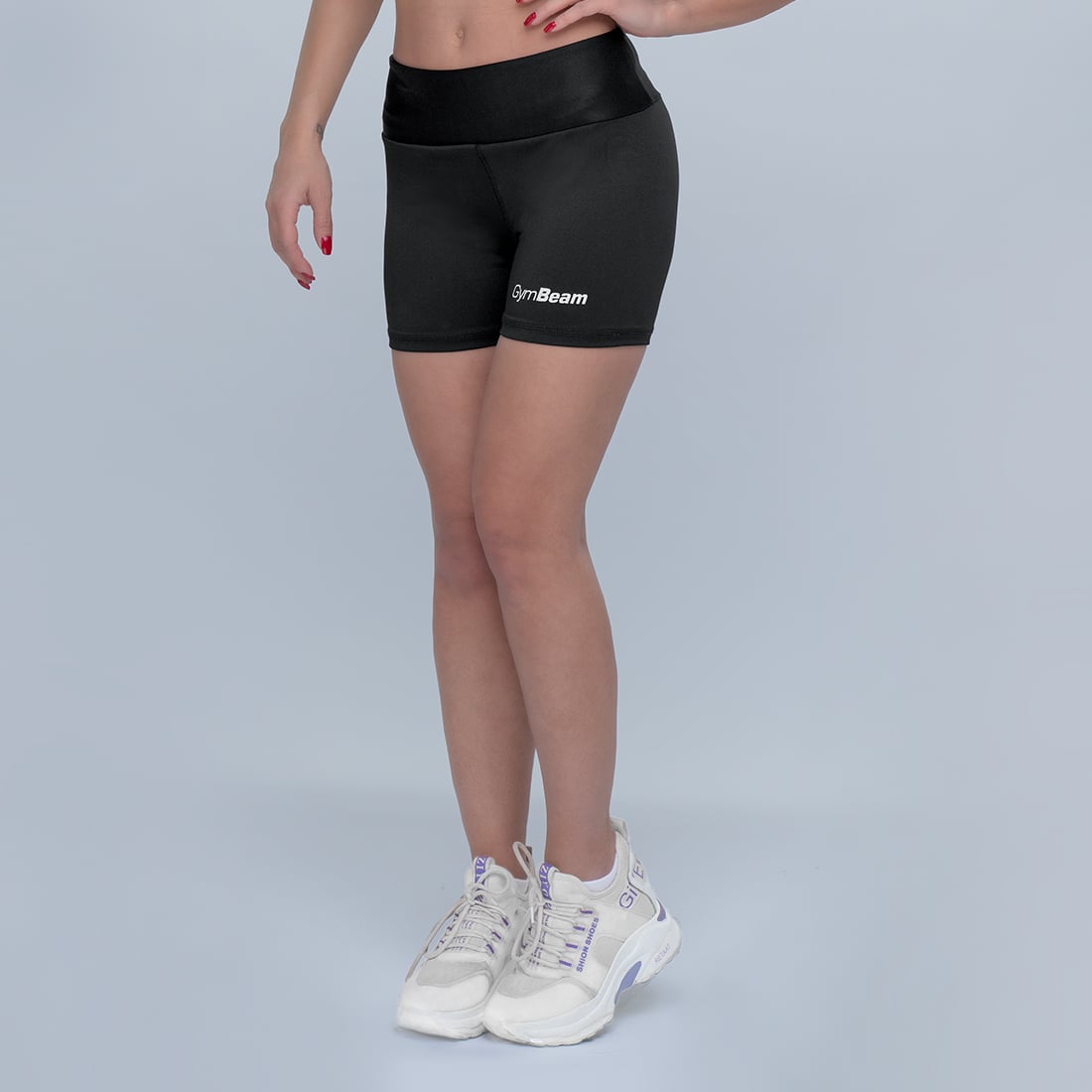 Damen Fly-By Shorts Black - GymBeam