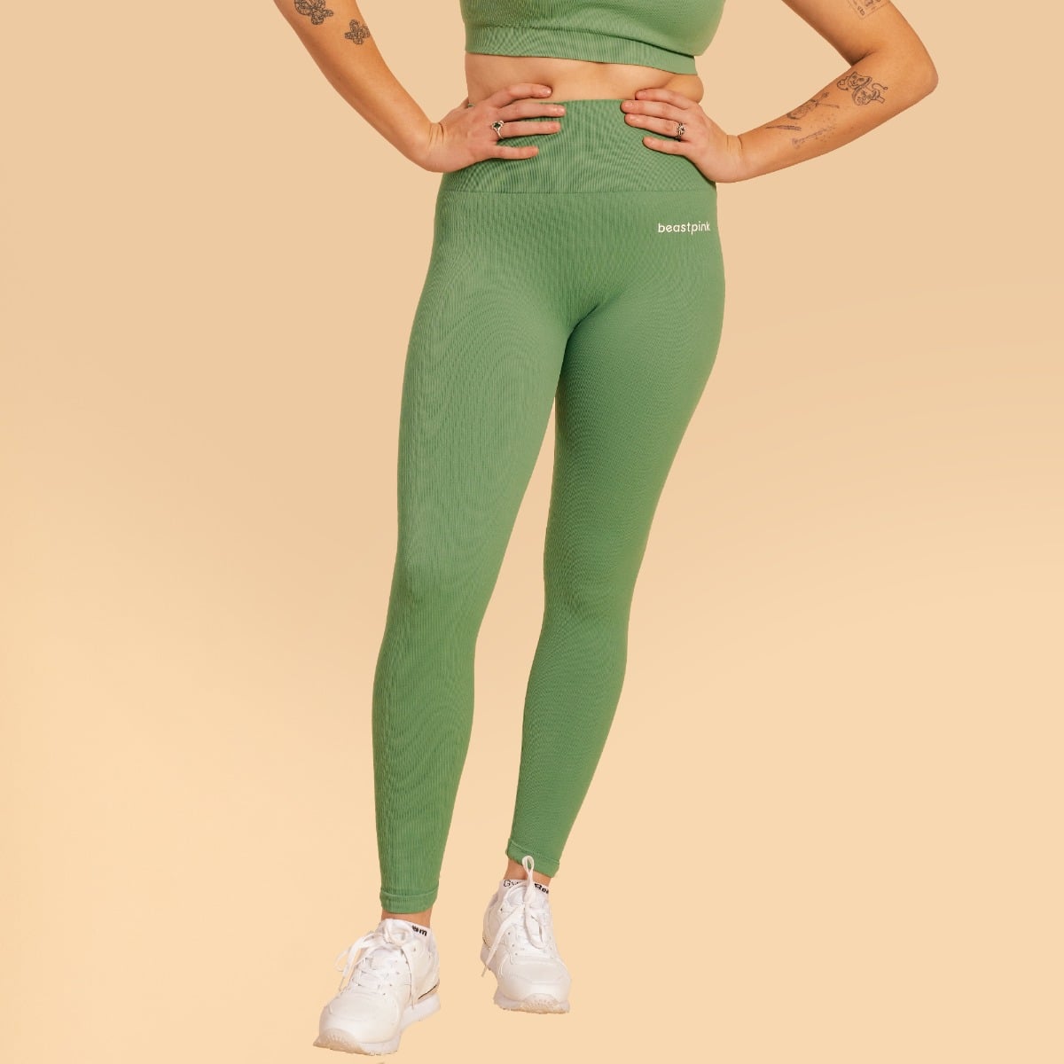 Hyper Leggings für Frauen in Olivine - BeastPink