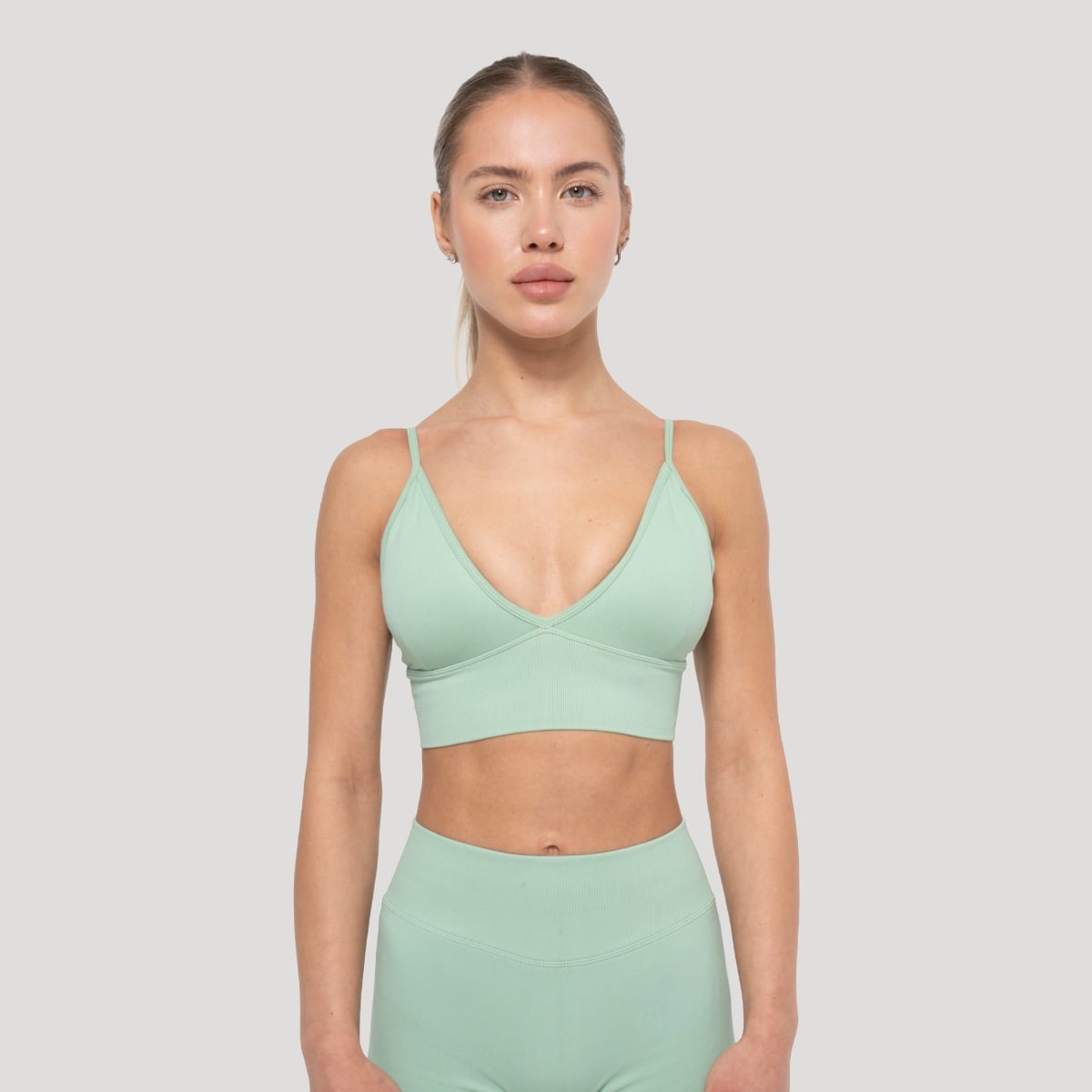 Luma Sport-BH in Pistachio - GymBeam