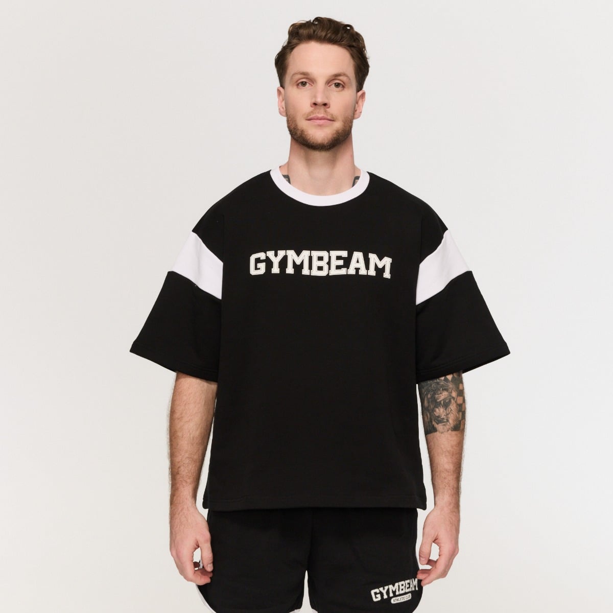 Premium Heavyweight Varsity T-Shirt in Black - GymBeam