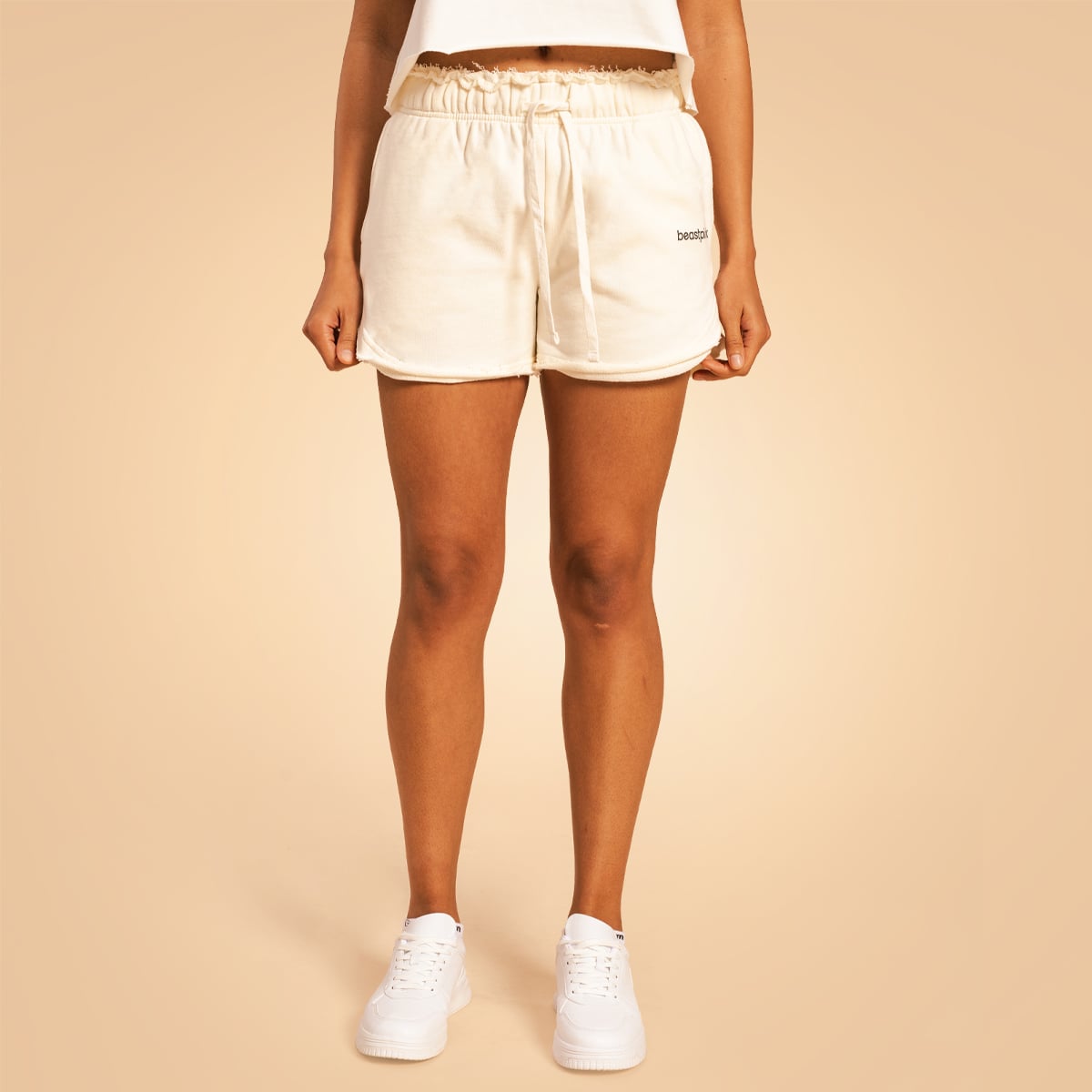 Serenity Shorts für Frauen in Ivory - BeastPink