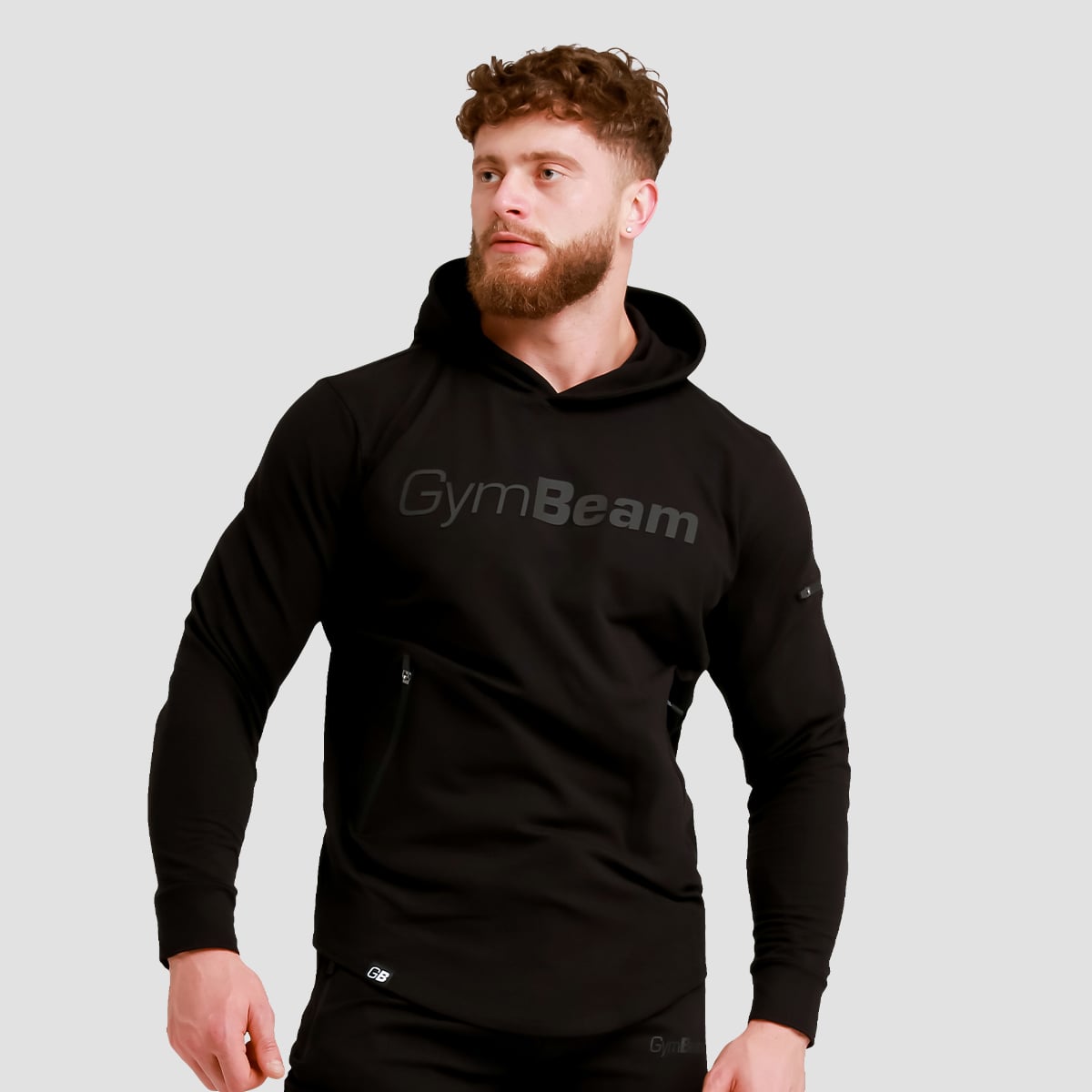 Urban Hoodie in Black - GymBeam
