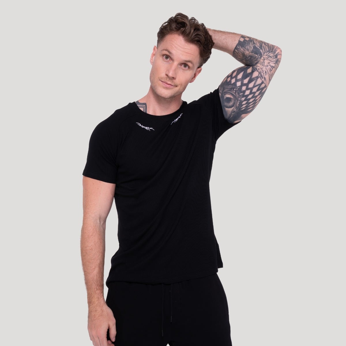 Tribal Ribbed T-shirt in Black - GymBeam