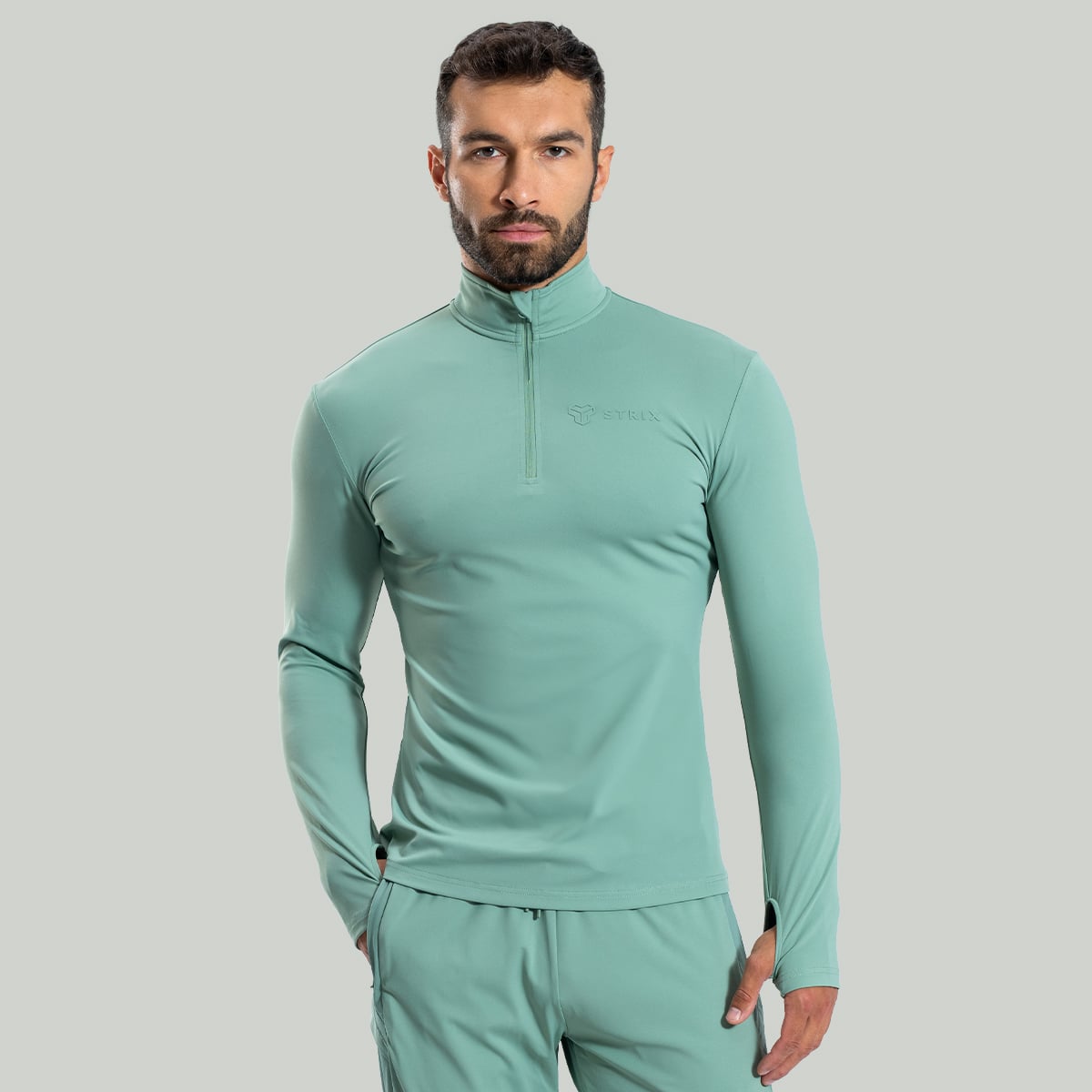 ULTRA Sporttop in Agave - STRIX