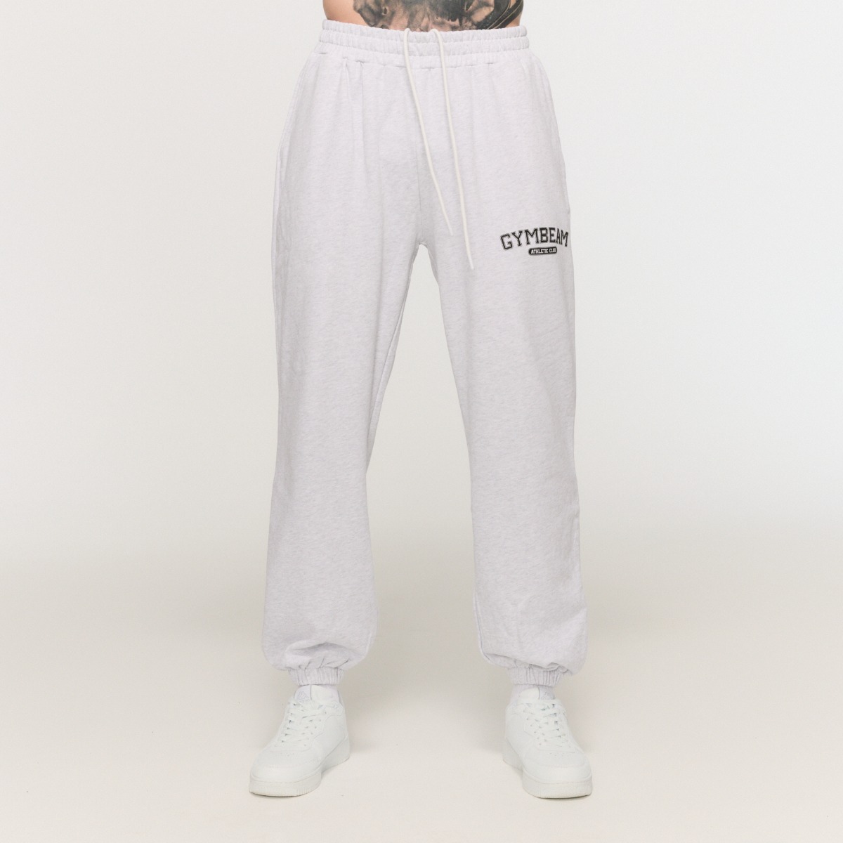 Varsity Sweatpants in Grey - GymBeam