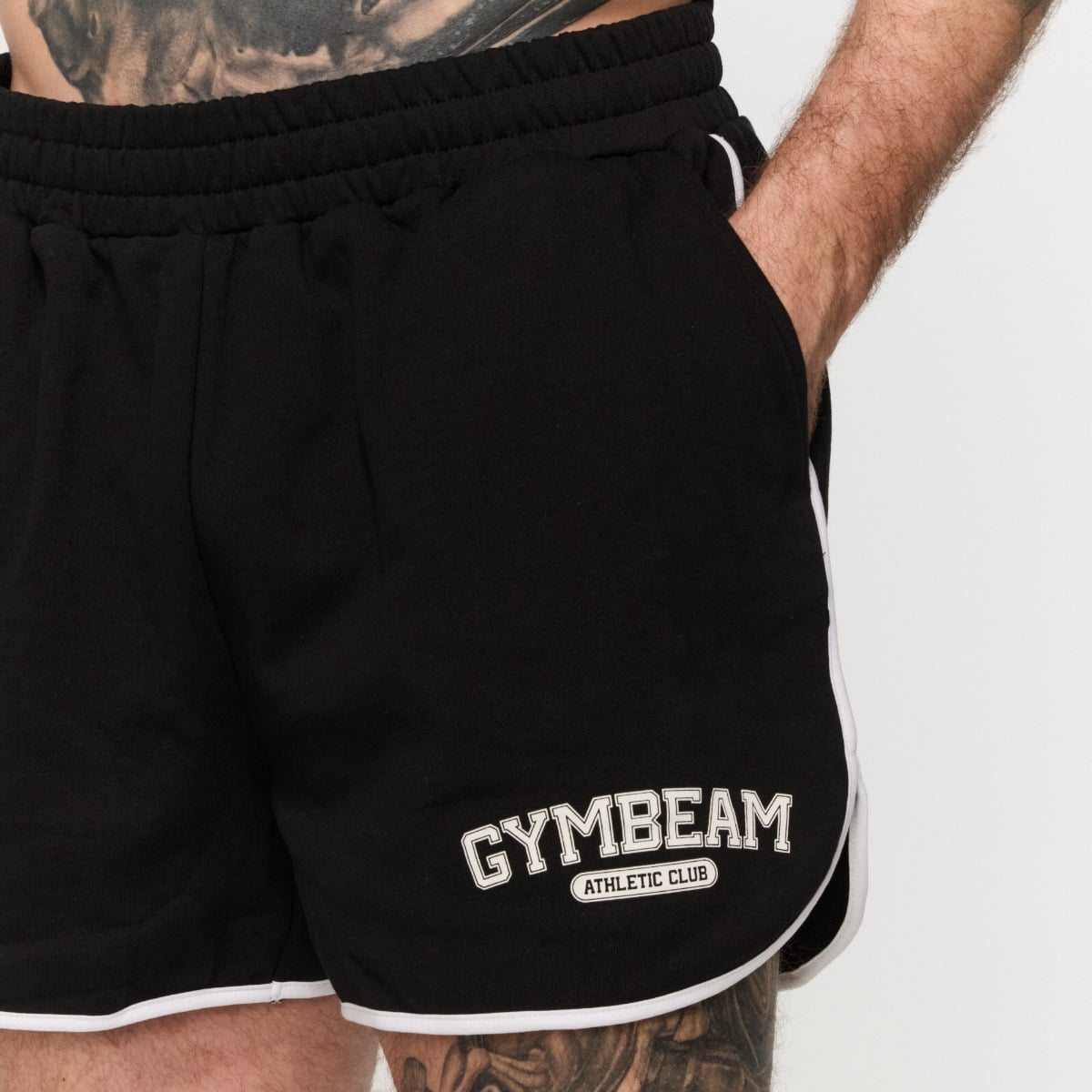 Varsity Sweatshorts in Black - GymBeam
