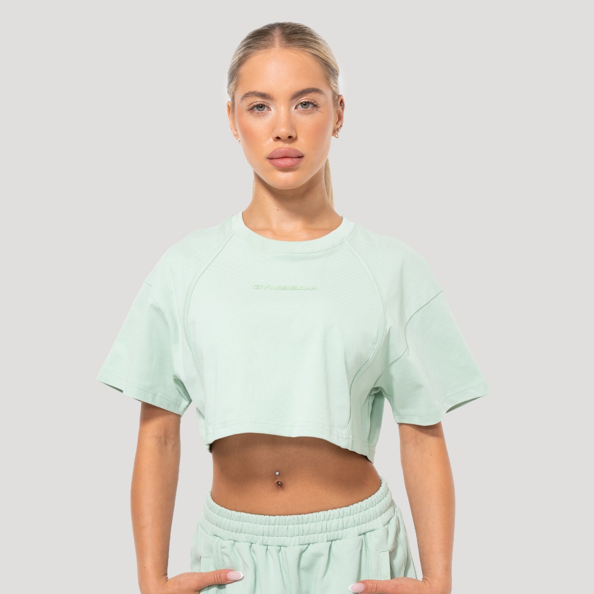 Mochi Cropped T-Shirt für Frauen in Green - GymBeam