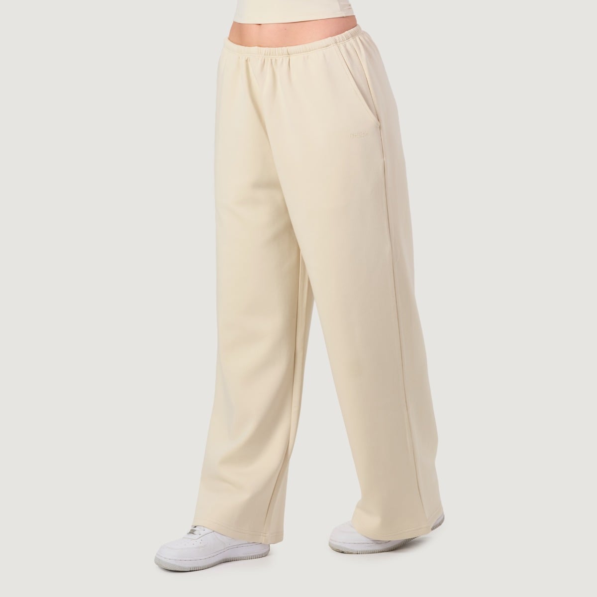 NEO Jogger für Frauen in Almond - GymBeam