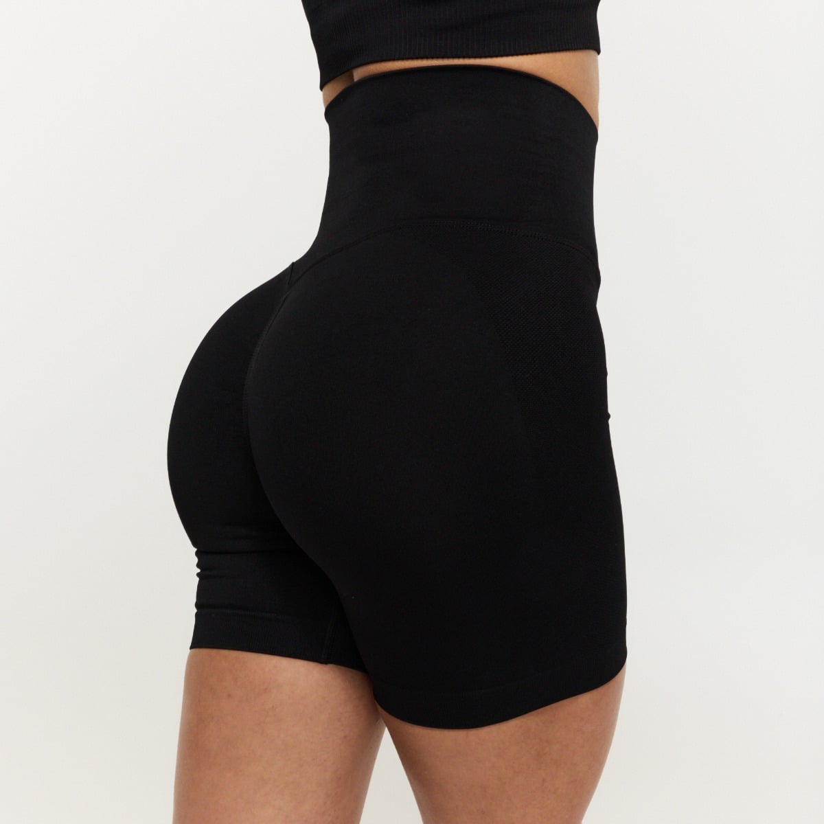 GymBabe Shorts für Frauen in Black - GymBeam