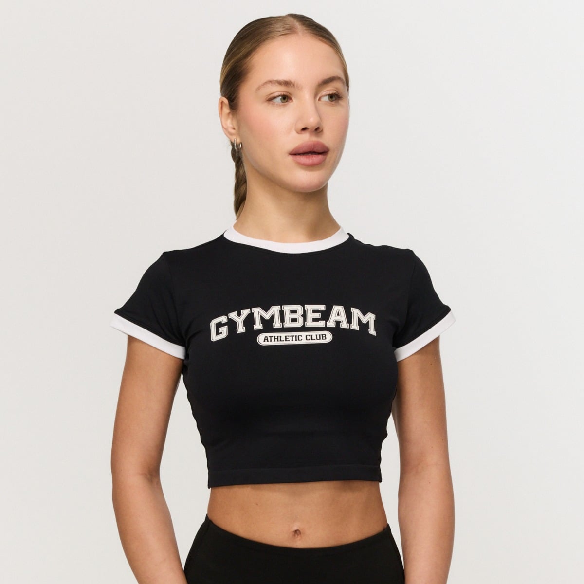 Varsity T-Shirt für Frauen in Black - GymBeam