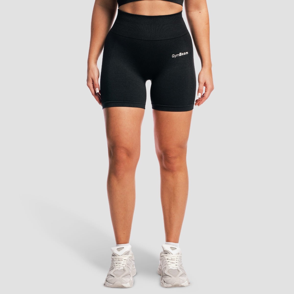 FLO Shorts für Frauen in Graphite - GymBeam