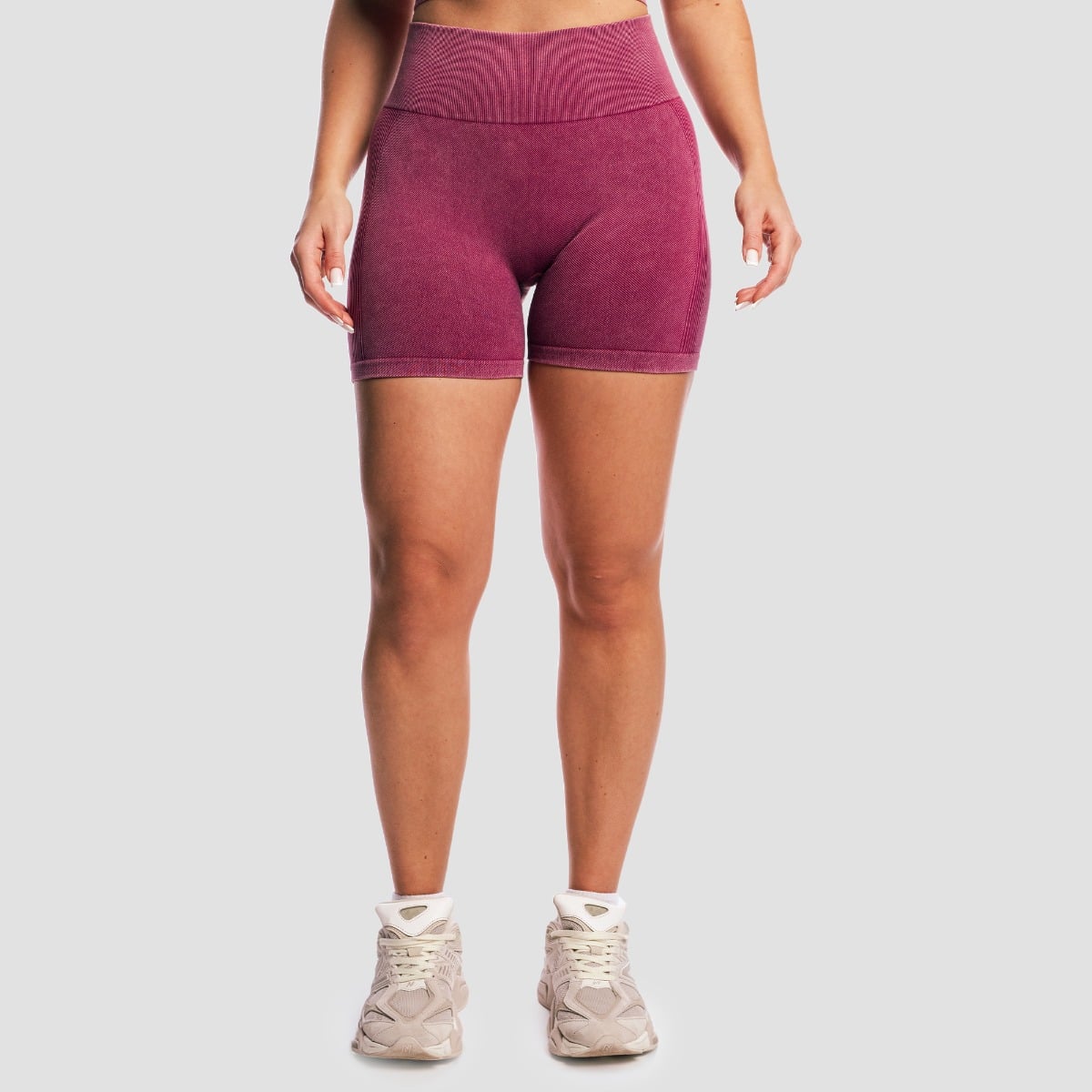 LIFT Nahtlose Shorts für Frauen in Plum - GymBeam