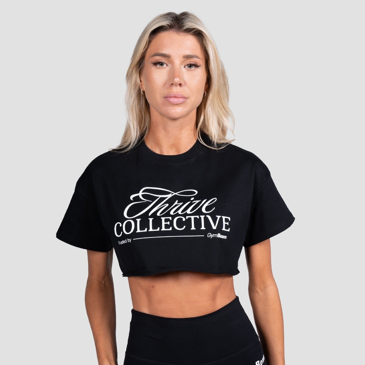 Thrive Cropped T-Shirt für Frauen in Black - GymBeam
